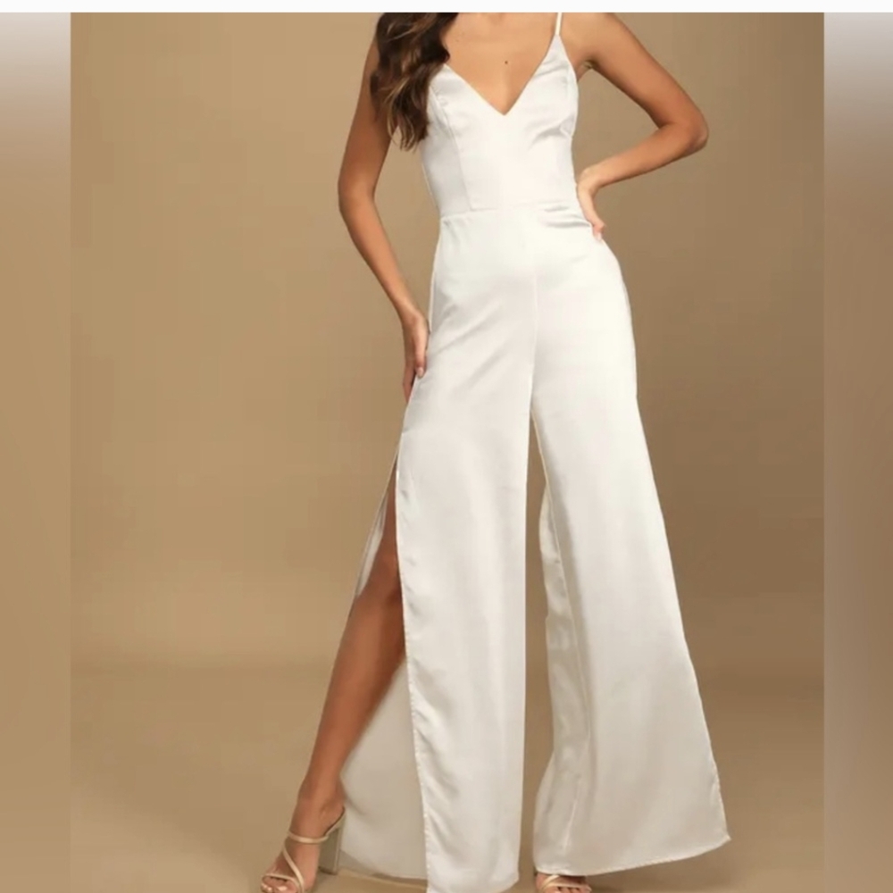 NWT Lulu's Satin Jumpsuit, medium